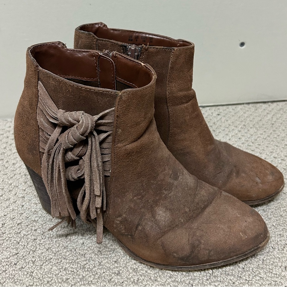 2/$20❤️- BOOTS | Women’s Fergalicious by Fergie boots size 8